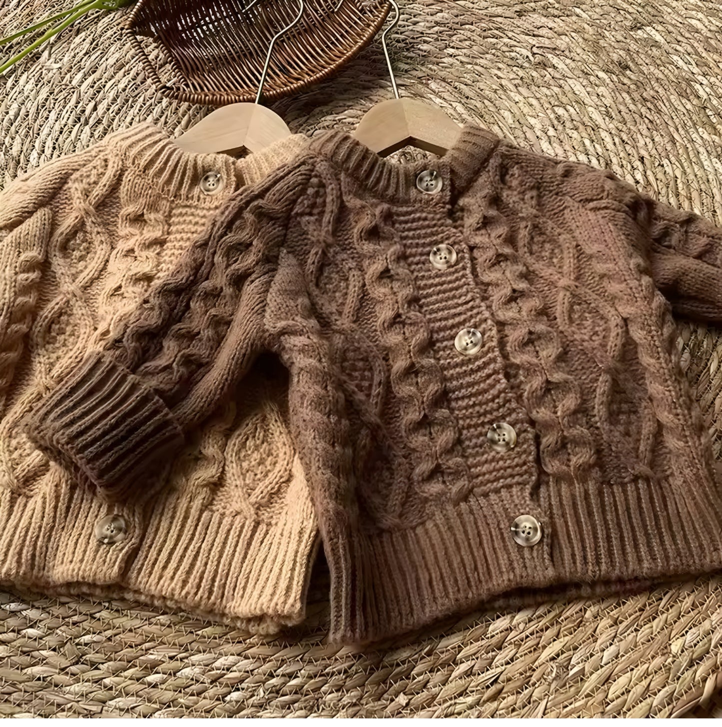 Handgebreid en Zeer Zacht Origineel Baby/Kindervestje